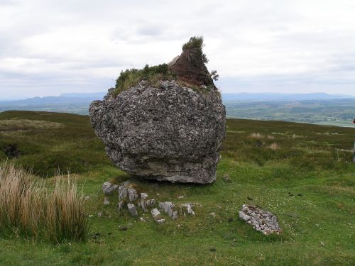 carrowkeel cairns ireland megaliths