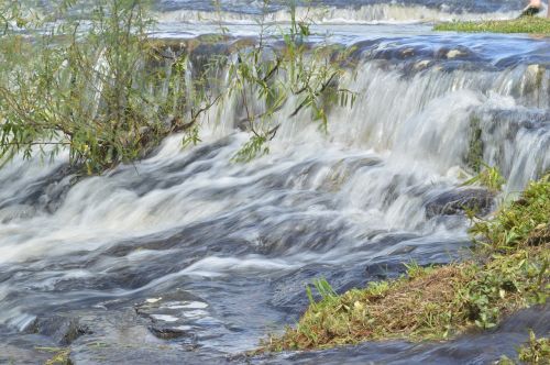 cascade rio water