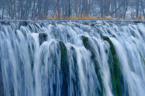 cascade ice water