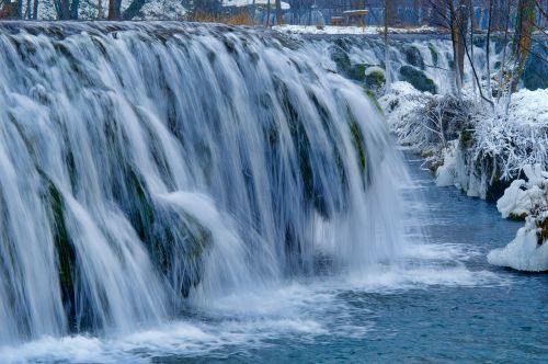 cascade ice water