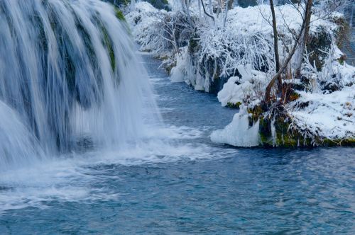 cascade ice water