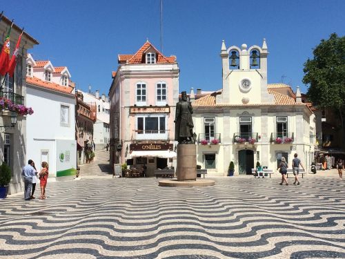 cascais portugal wave