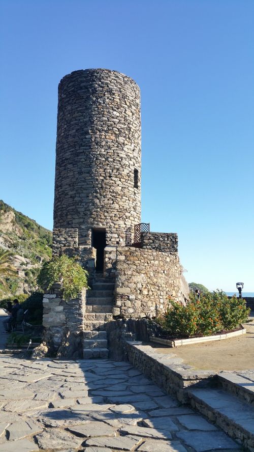 castello doria vernazza