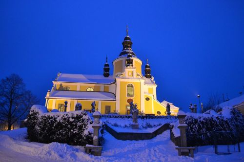 church winter sky