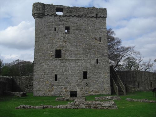 loch leven castle history