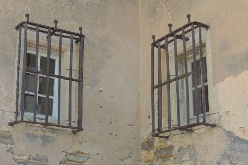 castle haroué window