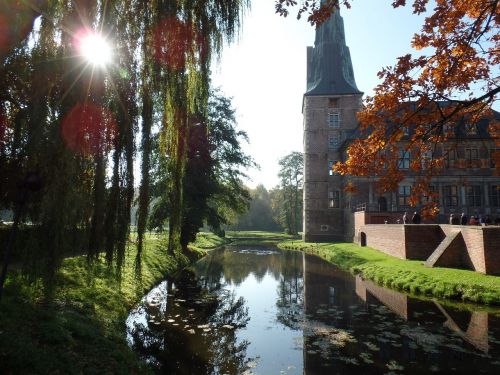 castle raesfeld moat