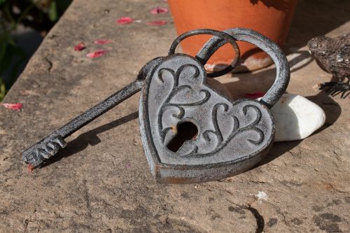 castle key padlock