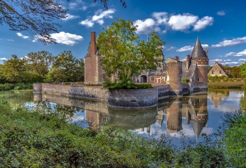 castle of the mill france reflection landscape