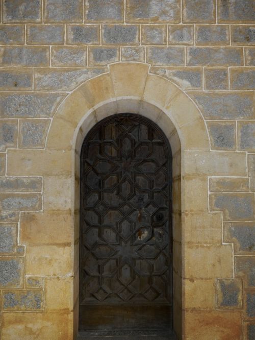 castle door arc