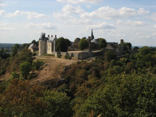castle landscape sainte-suzanne