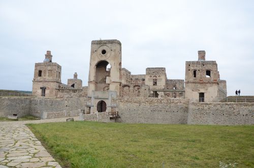 castle monument poland