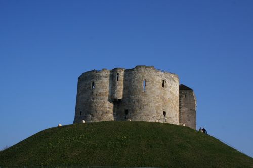 castle mound building