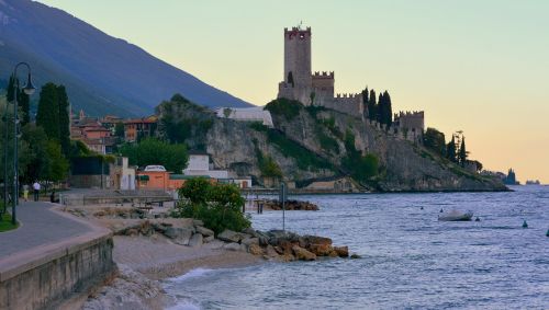 castle malcesine lake