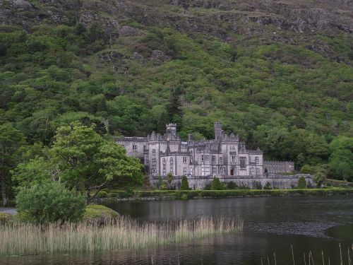 castle lake ireland