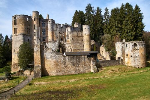 castle green middle ages