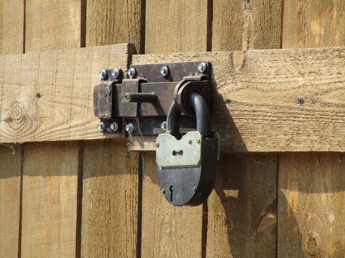castle  lock  padlock