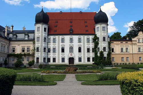 castle  baroque  architecture