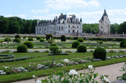 castle  chenonceau  garden
