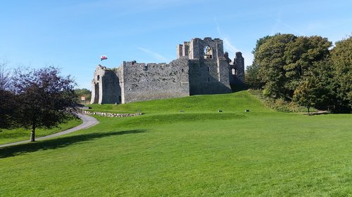 castle  oystermouth  ancient