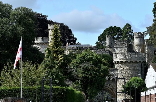 castle  england  flag