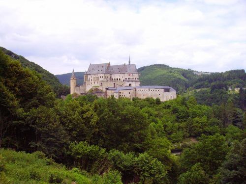 castle vianden luxembourg