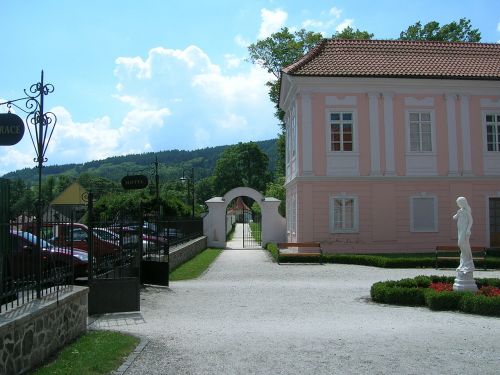 castle hradek historical