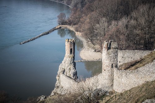 castle  history  strength