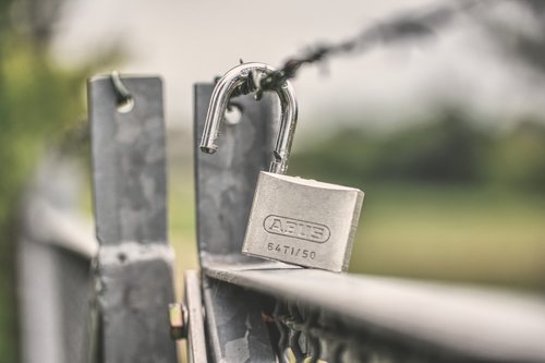 castle  padlock  barbed wire
