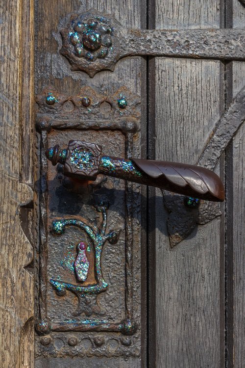 castle  door handle  fitting