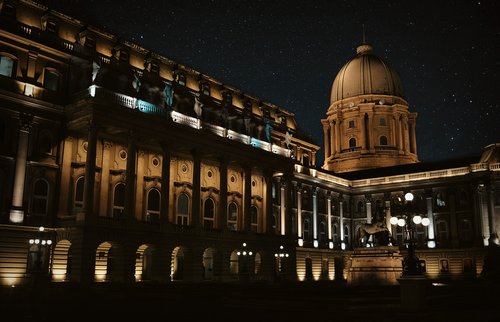 castle  night  budapest