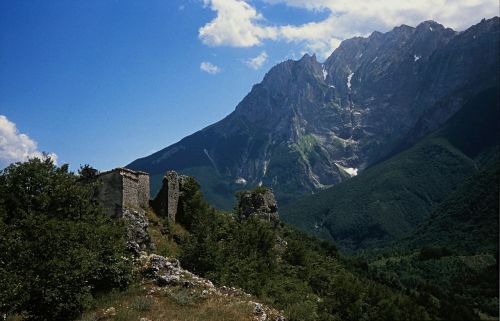 castle ruins landscape