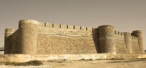 castle chinchilla medieval