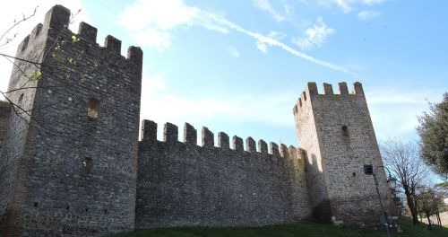 castle torre medieval
