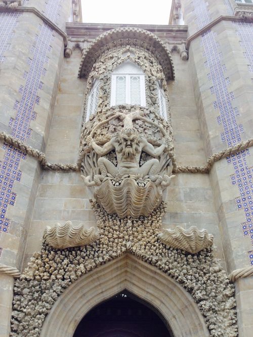 castle portugal facade