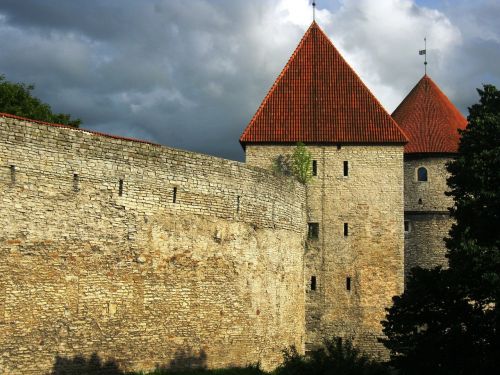 castle walls talinn