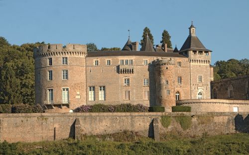 castle chatelux burgundy