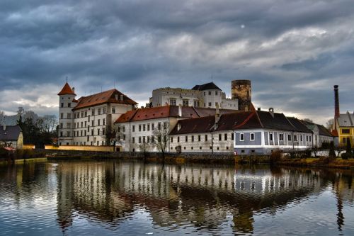 castle hdr autumn