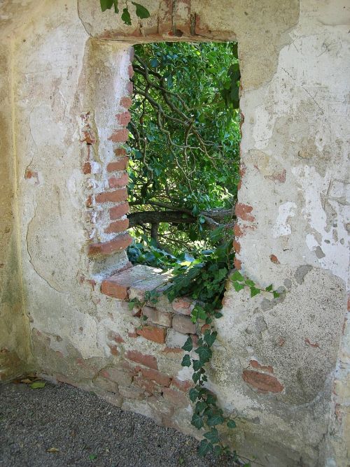 castle wall schalaburg wall