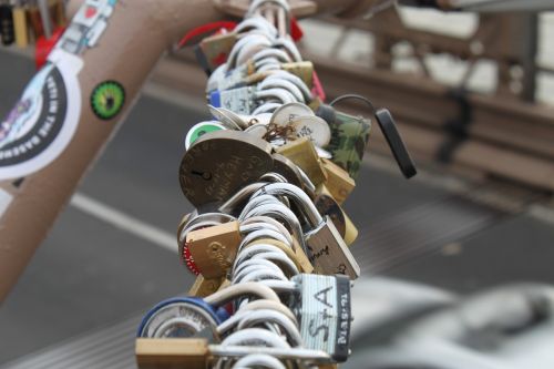 castles brooklyn bridge art