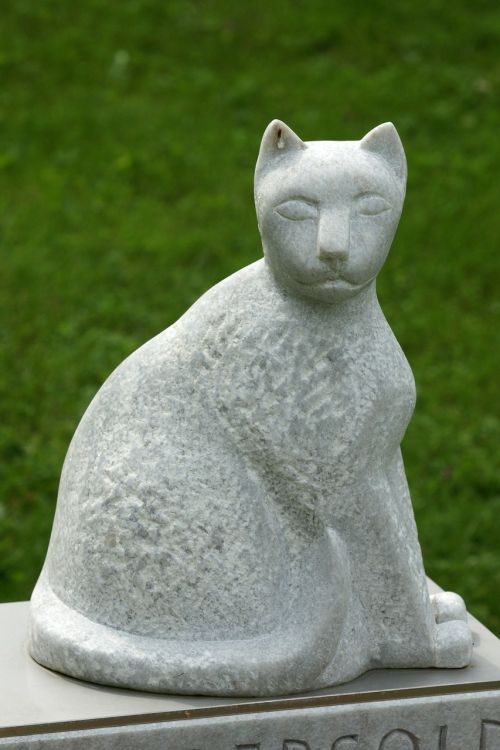 cat decoration statue