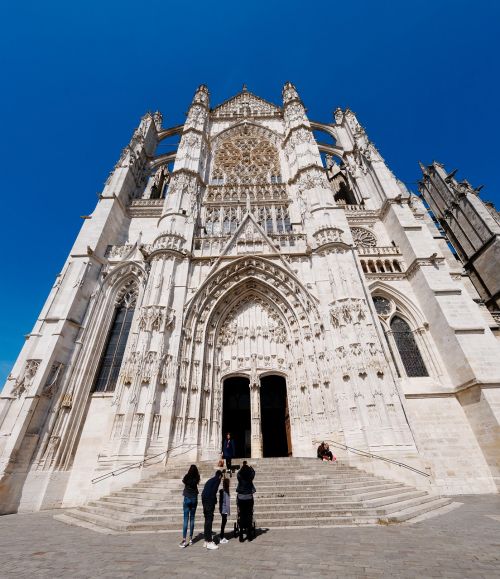 cathedral beauvais picardy