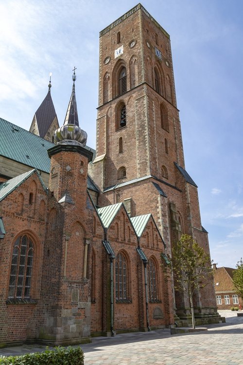 cathedral  ribe  church tower