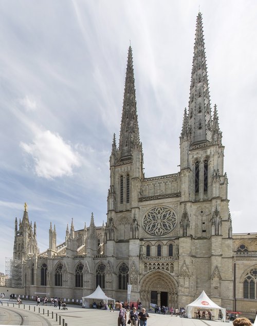 cathedral  france  bordeaux