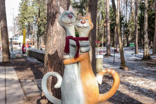 cats park sculpture