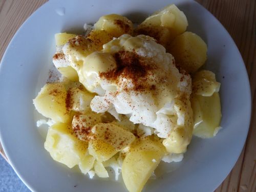 cauliflower potatoes eat