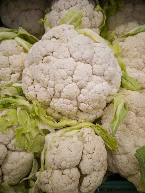cauliflower  white  fruit