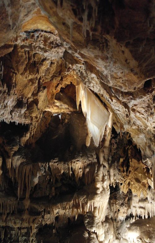 cave stalactite potholing