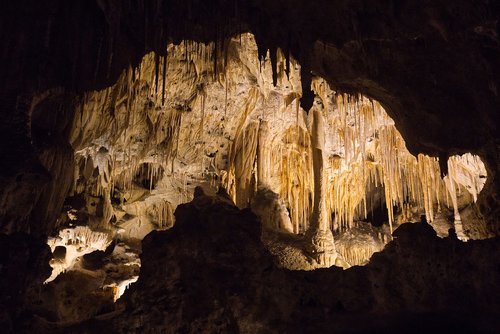 cavern  carlsbad caverns  rock