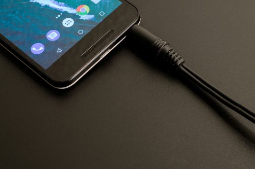 cellphone audio cable